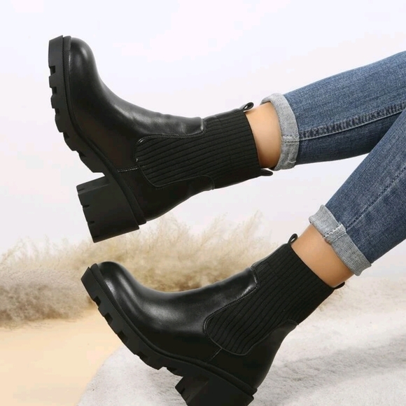 Black Chelsea Boots, Minimalist Slip-on Thick Bottom Sock Boots - Picture 5 of 6